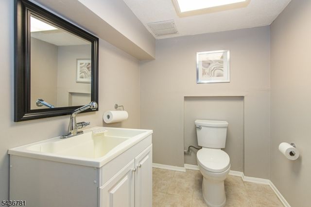 327 Pleasant Hill Rd, Chester Twp., NJ 07836
