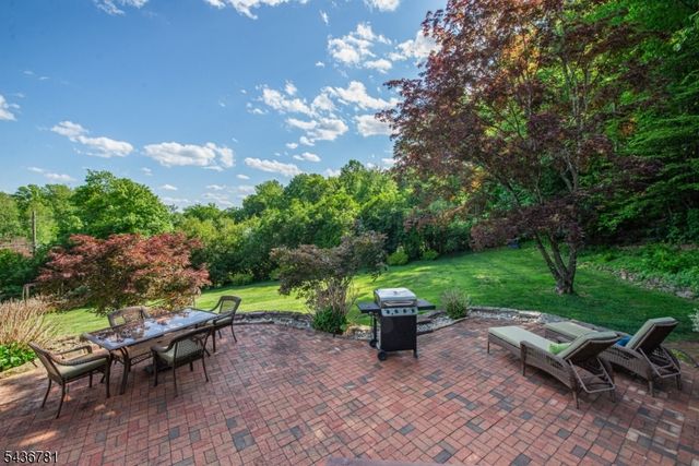 327 Pleasant Hill Rd, Chester Twp., NJ 07836