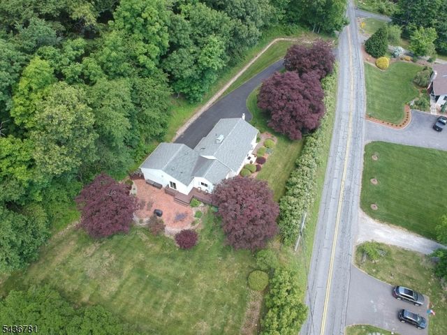 327 Pleasant Hill Rd, Chester Twp., NJ 07836