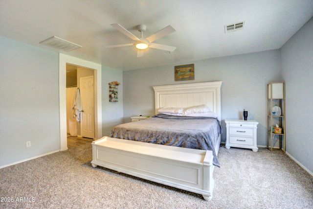 40110 N THOROUGHBRED Way, San Tan Valley, AZ 85140