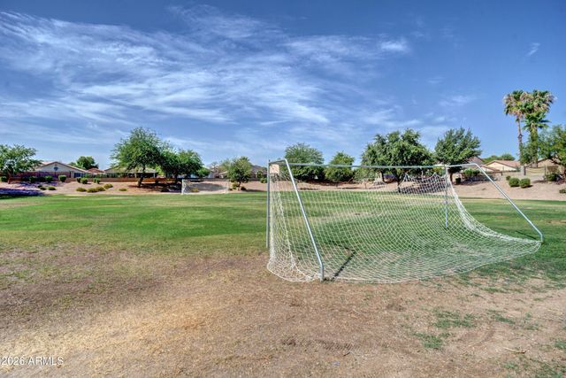 40110 N THOROUGHBRED Way, San Tan Valley, AZ 85140