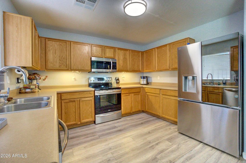40110 N THOROUGHBRED Way, San Tan Valley, AZ 85140 — photo 5