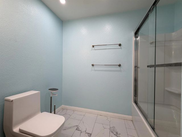 2057 Burton St 64, San Diego, CA 92111