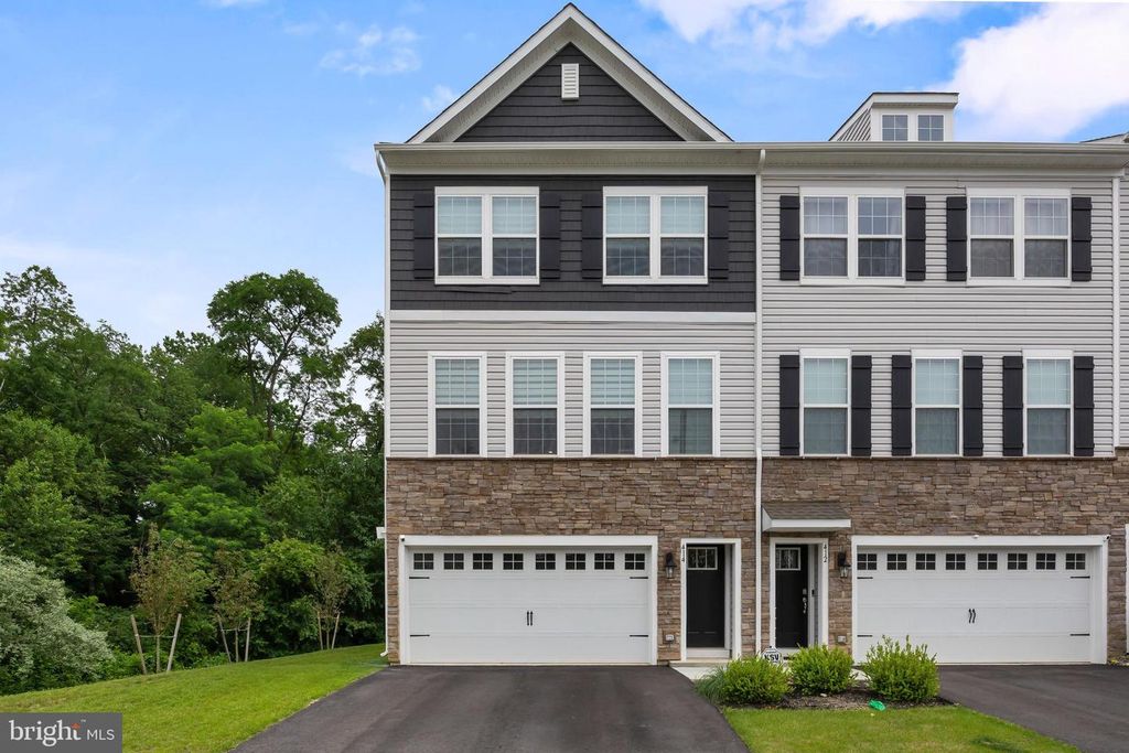 414 MONTE FARM, Mount Laurel, NJ 08054