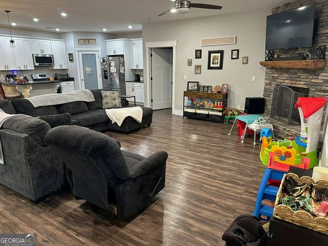 620 Kingston Lane NW, Conyers, GA 30012