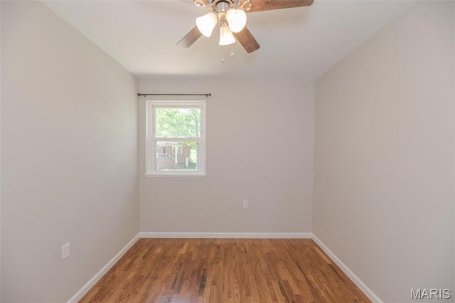 9041 Lemona Drive, St Louis, MO 63123