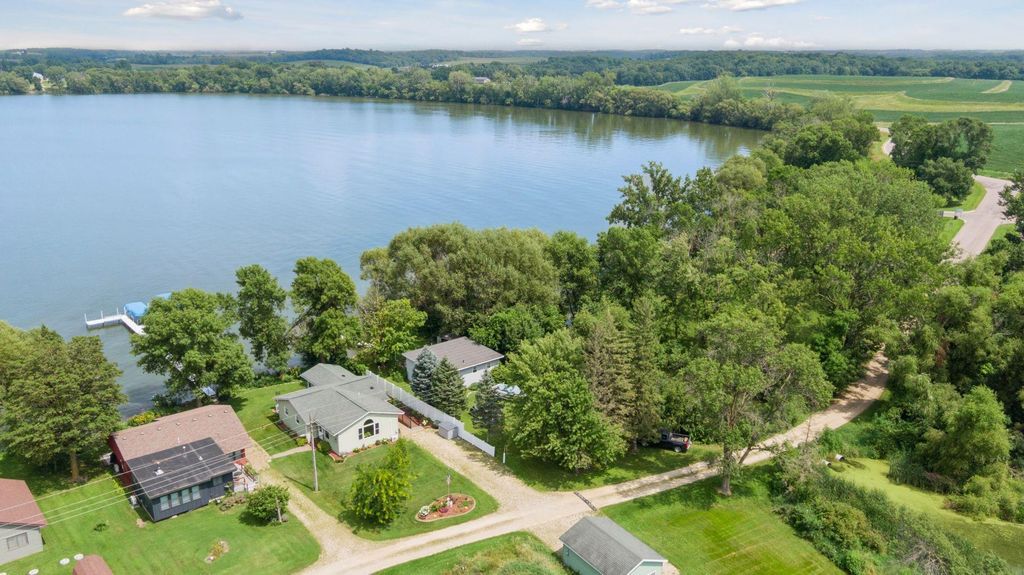 18662 Beach Lane, Kilkenny, MN 56052