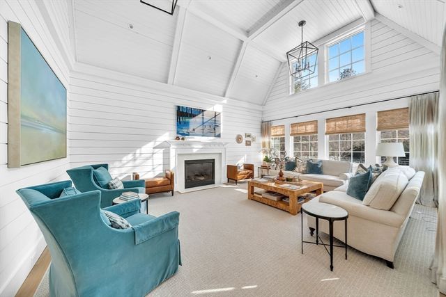 79 Walnut Rd, Weston, MA 02493