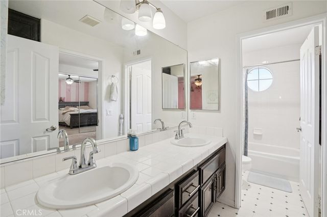 29029 Ironwood, Saugus, CA 91390