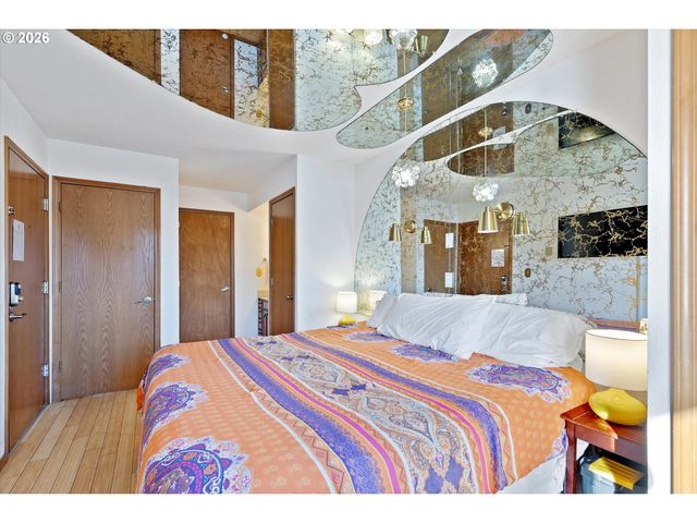 145 Nw INLET Ave 124, Lincoln City, OR 97367