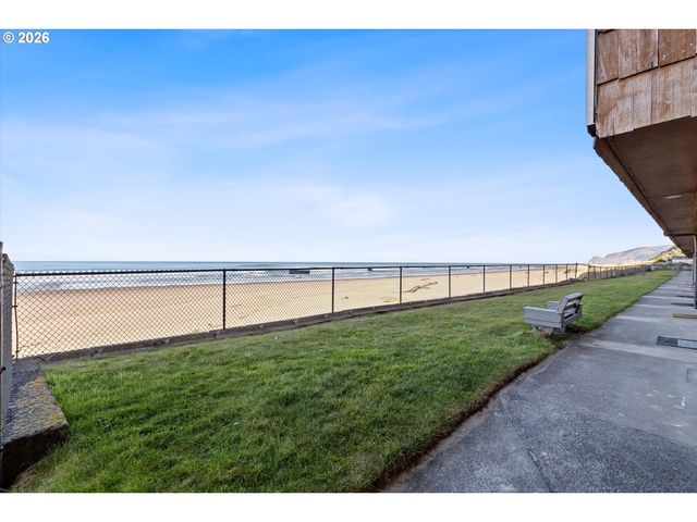145 Nw INLET Ave 124, Lincoln City, OR 97367