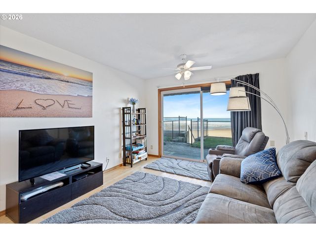 145 Nw INLET Ave 124, Lincoln City, OR 97367