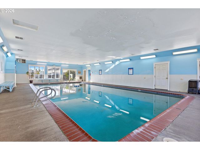 145 Nw INLET Ave 124, Lincoln City, OR 97367