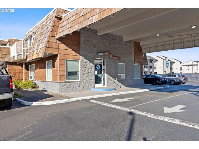 145 Nw INLET Ave 124, Lincoln City, OR 97367