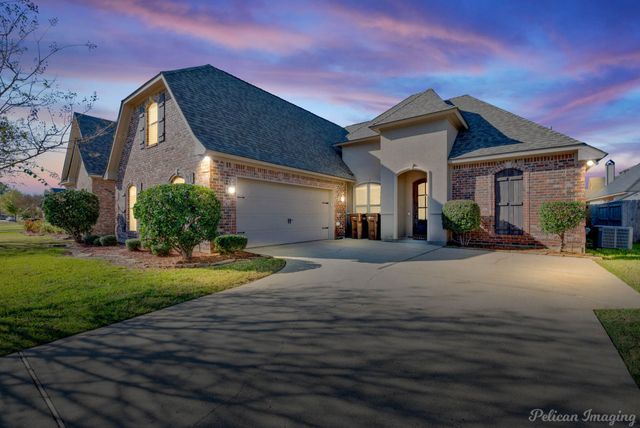 527 Tupelo Drive, Bossier City, LA 71111