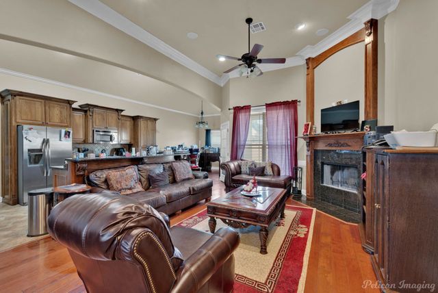 527 Tupelo Drive, Bossier City, LA 71111