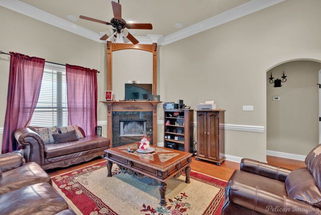 527 Tupelo Drive, Bossier City, LA 71111