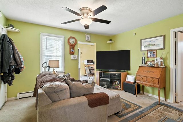 52 Emmett St, Chicopee, MA 01020