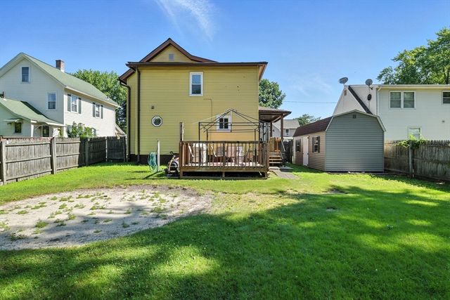 52 Emmett St, Chicopee, MA 01020