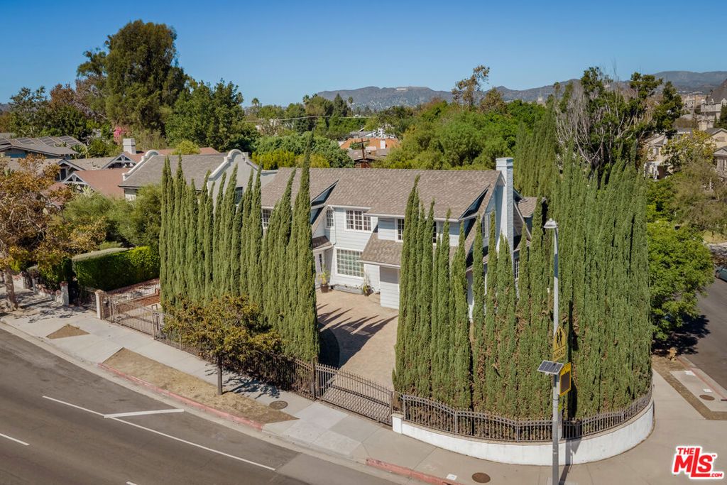 4205 W 6th Street, Los Angeles, CA 90020 — exterior