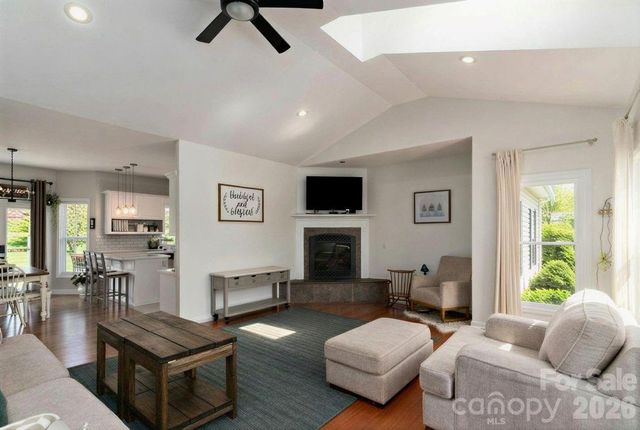 2877 Cabin Creek Drive, Catawba, NC 28609