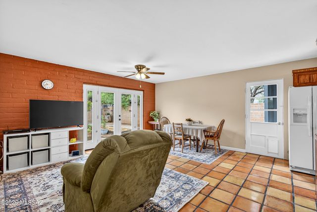 502 W Hardy Road, Oro Valley, AZ 85704