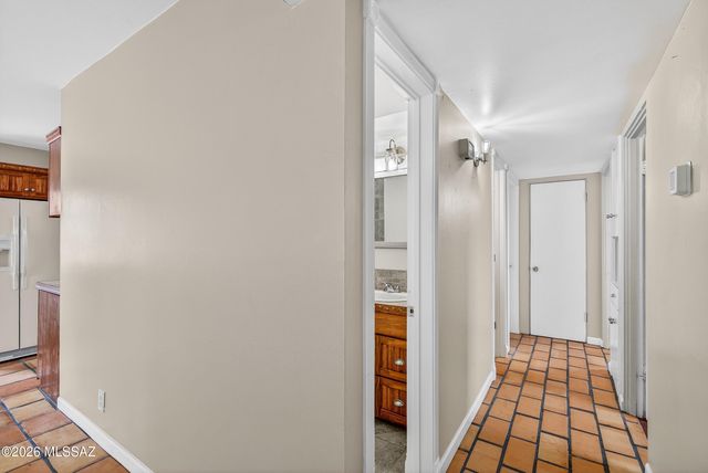 502 W Hardy Road, Oro Valley, AZ 85704