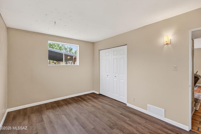 502 W Hardy Road, Oro Valley, AZ 85704