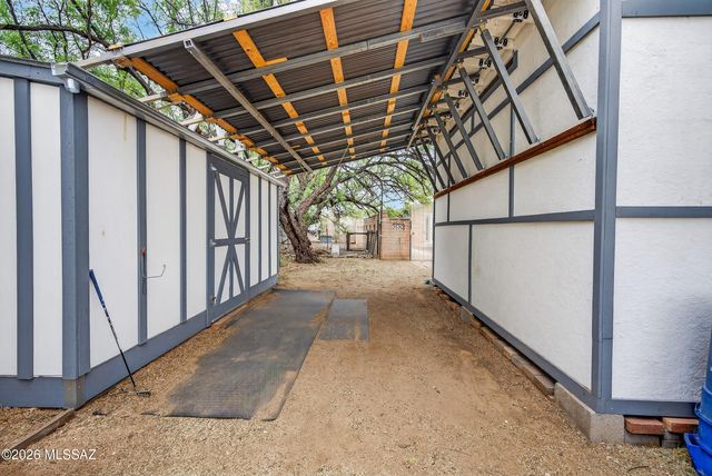 502 W Hardy Road, Oro Valley, AZ 85704