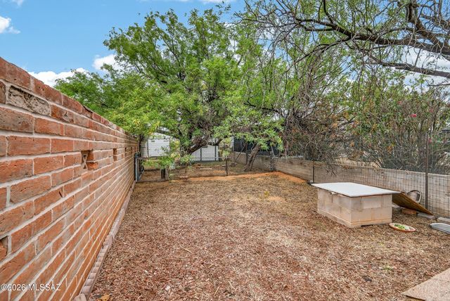 502 W Hardy Road, Oro Valley, AZ 85704