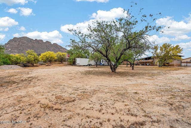 502 W Hardy Road, Oro Valley, AZ 85704