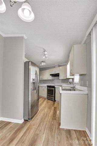 329 W Red Cross Road, Oakboro, NC 28129