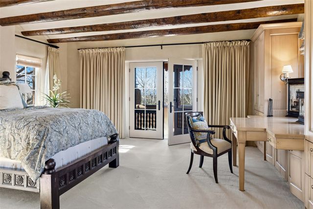 196 Circle Drive, Santa Fe, NM 87501
