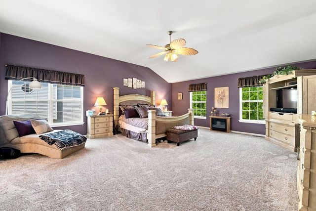 1327 Palisades Drive, Bolingbrook, IL 60490