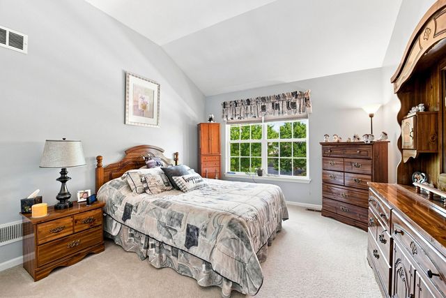 1327 Palisades Drive, Bolingbrook, IL 60490