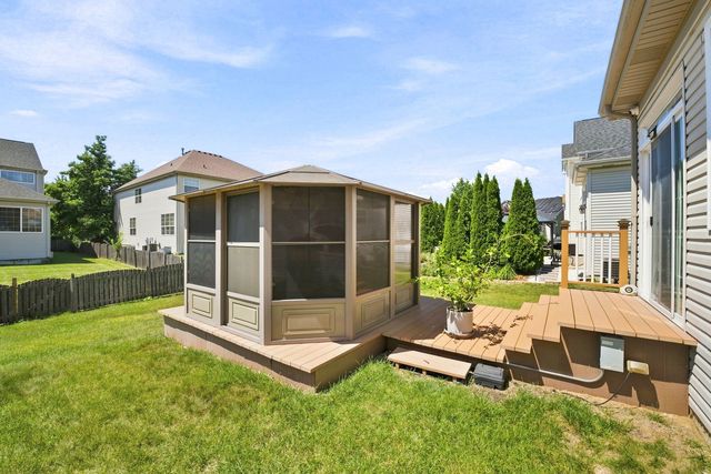 1327 Palisades Drive, Bolingbrook, IL 60490