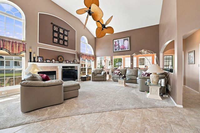 1327 Palisades Drive, Bolingbrook, IL 60490