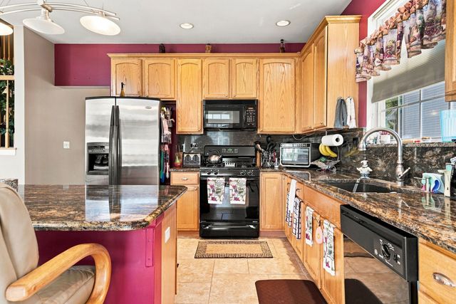 1327 Palisades Drive, Bolingbrook, IL 60490
