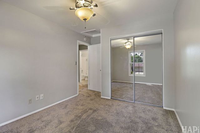 5014 W Greenbrier Drive, Mchenry, IL 60050
