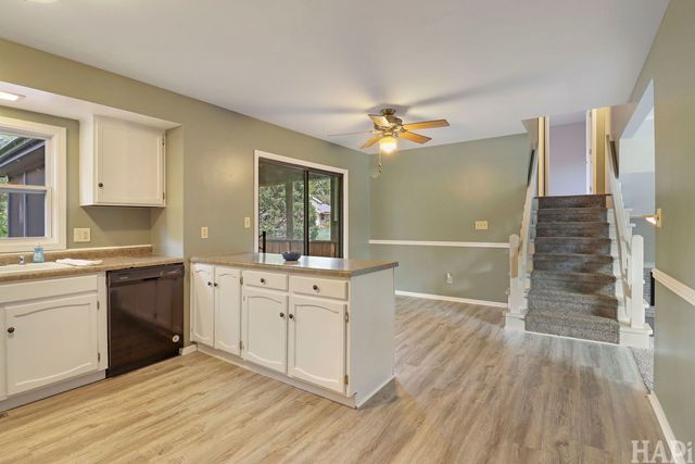 5014 W Greenbrier Drive, Mchenry, IL 60050