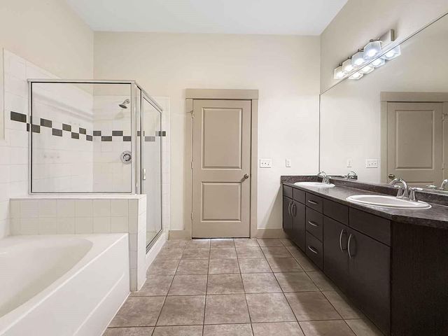 2525 S Voss Road 308, Houston, TX 77057