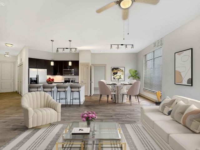 2525 S Voss Road 308, Houston, TX 77057