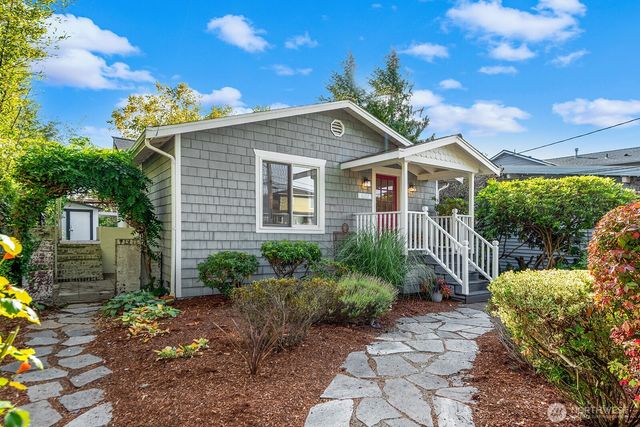 4107 SW Southern Street, Seattle, WA 98136