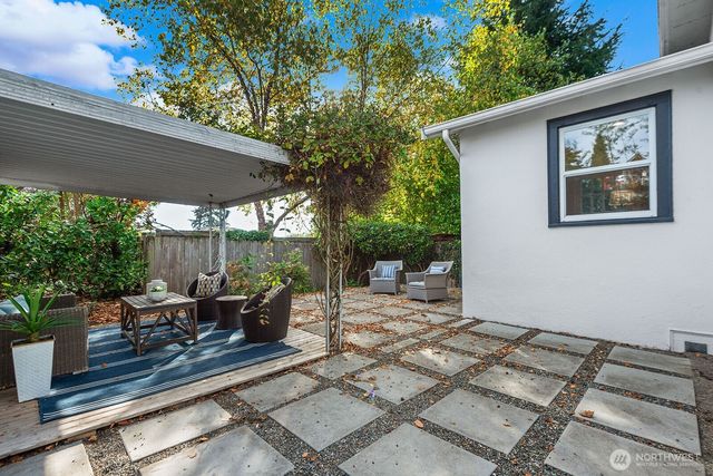 4107 SW Southern Street, Seattle, WA 98136