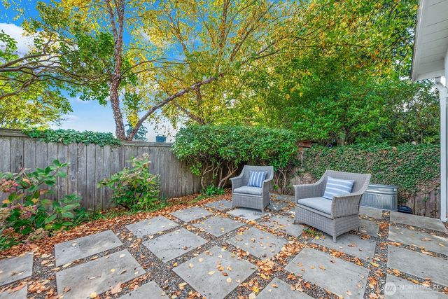 4107 SW Southern Street, Seattle, WA 98136