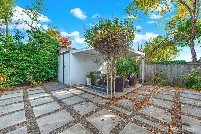 4107 SW Southern Street, Seattle, WA 98136