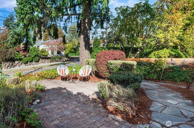 4107 SW Southern Street, Seattle, WA 98136
