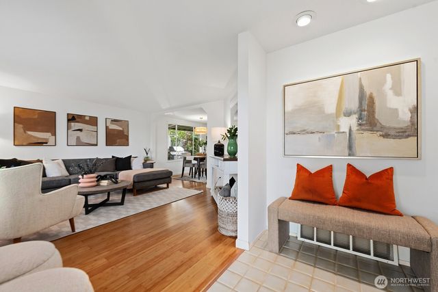 4107 SW Southern Street, Seattle, WA 98136