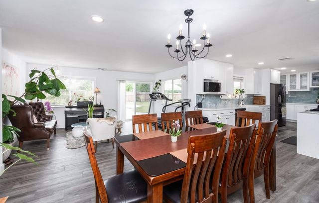 5641 Primrose Dr, Citrus Heights, CA 95610