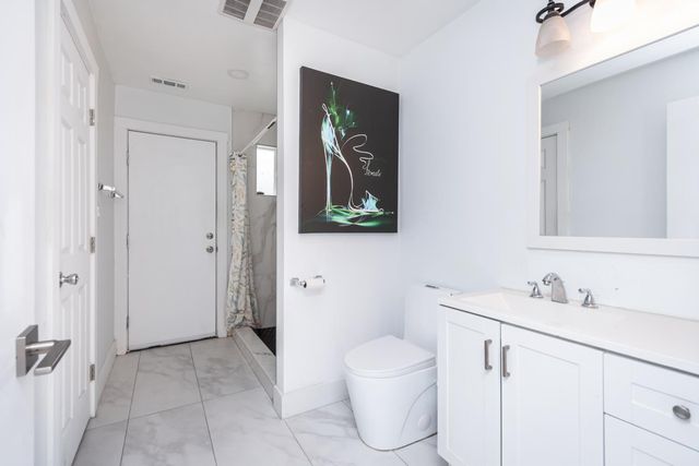 5641 Primrose Dr, Citrus Heights, CA 95610